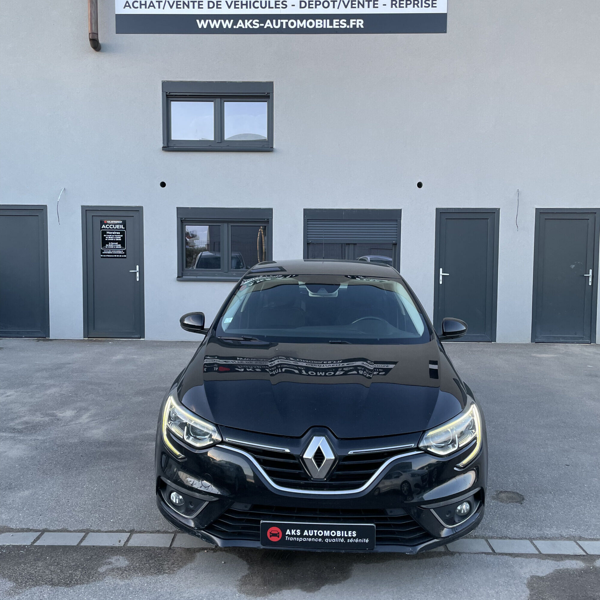 Renault Megane IV Berline Blue dCi 115 EDC Limited Wittenheim 0