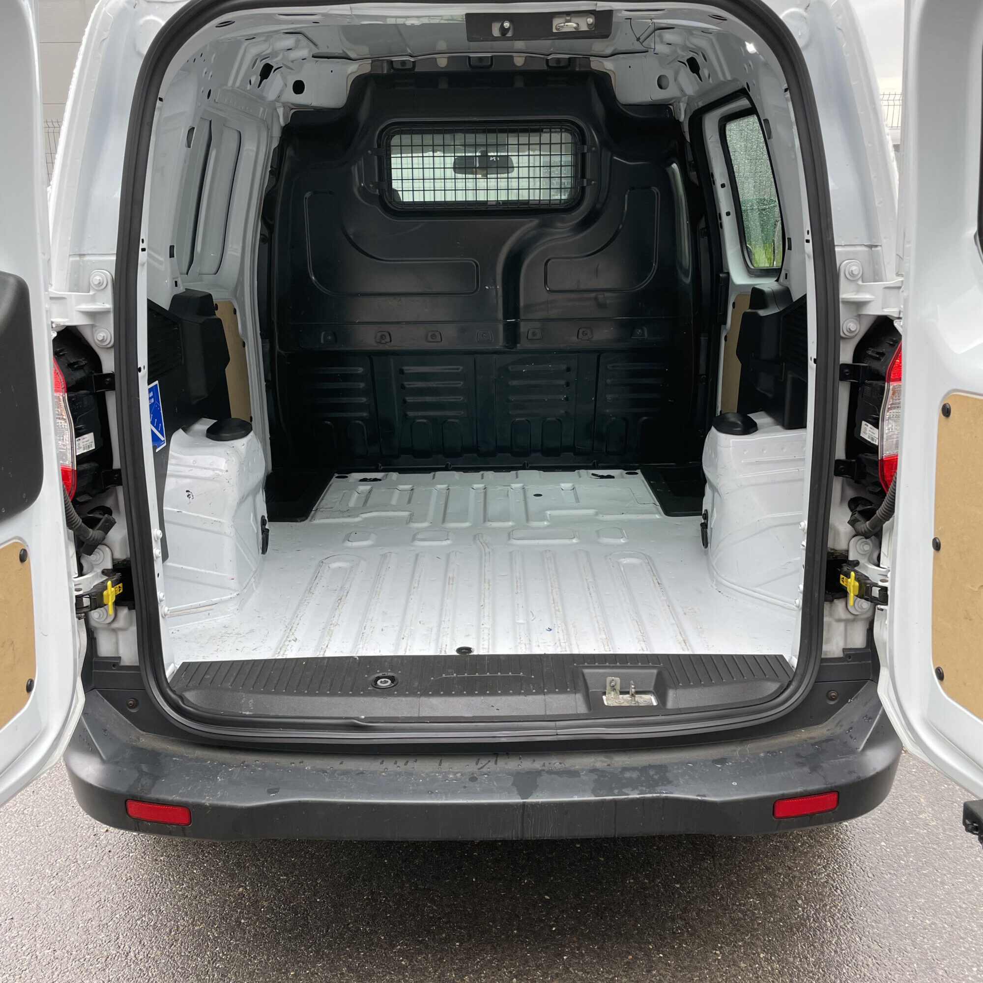FORD TRANSIT COURIER 1.5L ECOBLUE Saint-Dié-des-Vosges 0