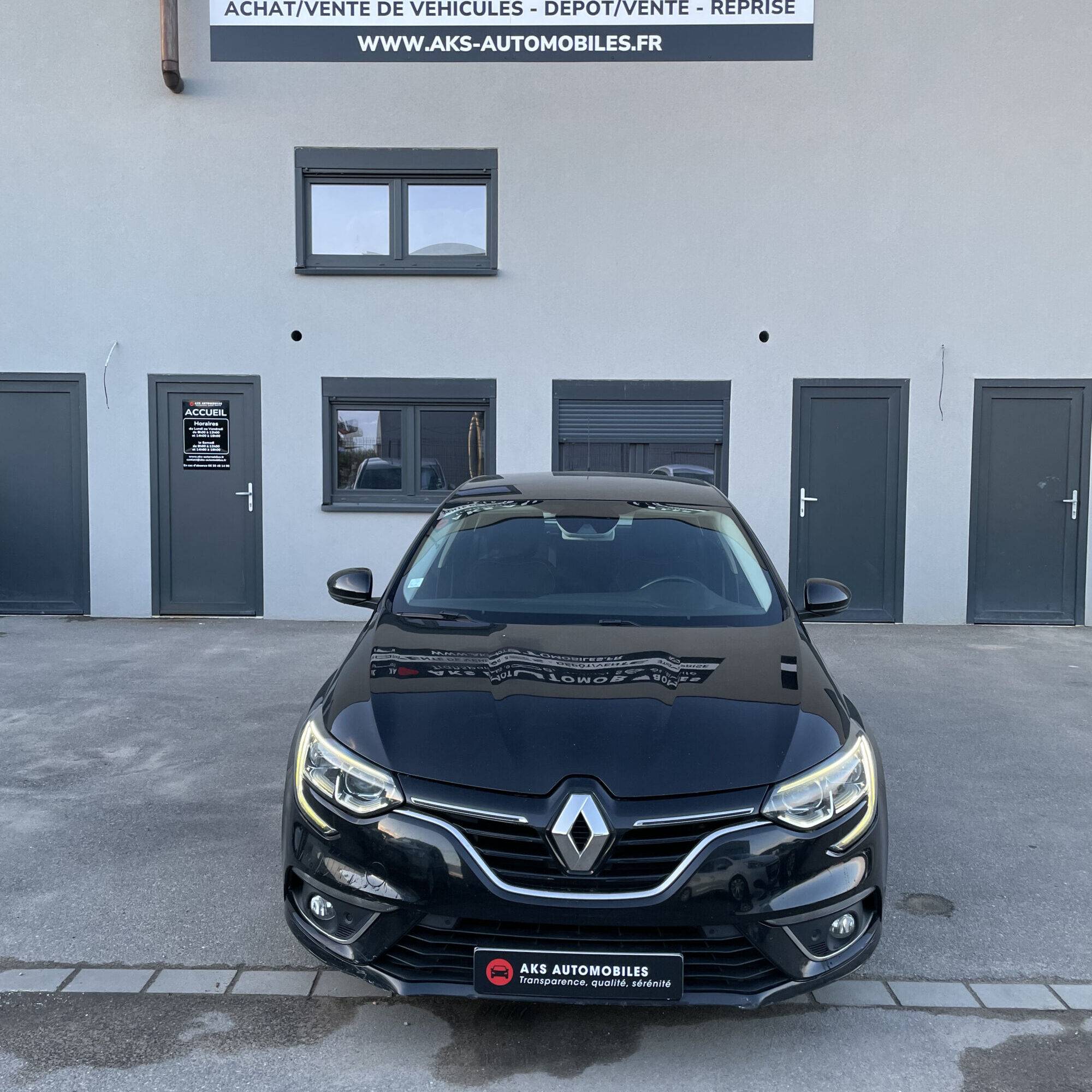 Renault Megane IV Berline Blue dCi 115 EDC Limited Wittenheim 0