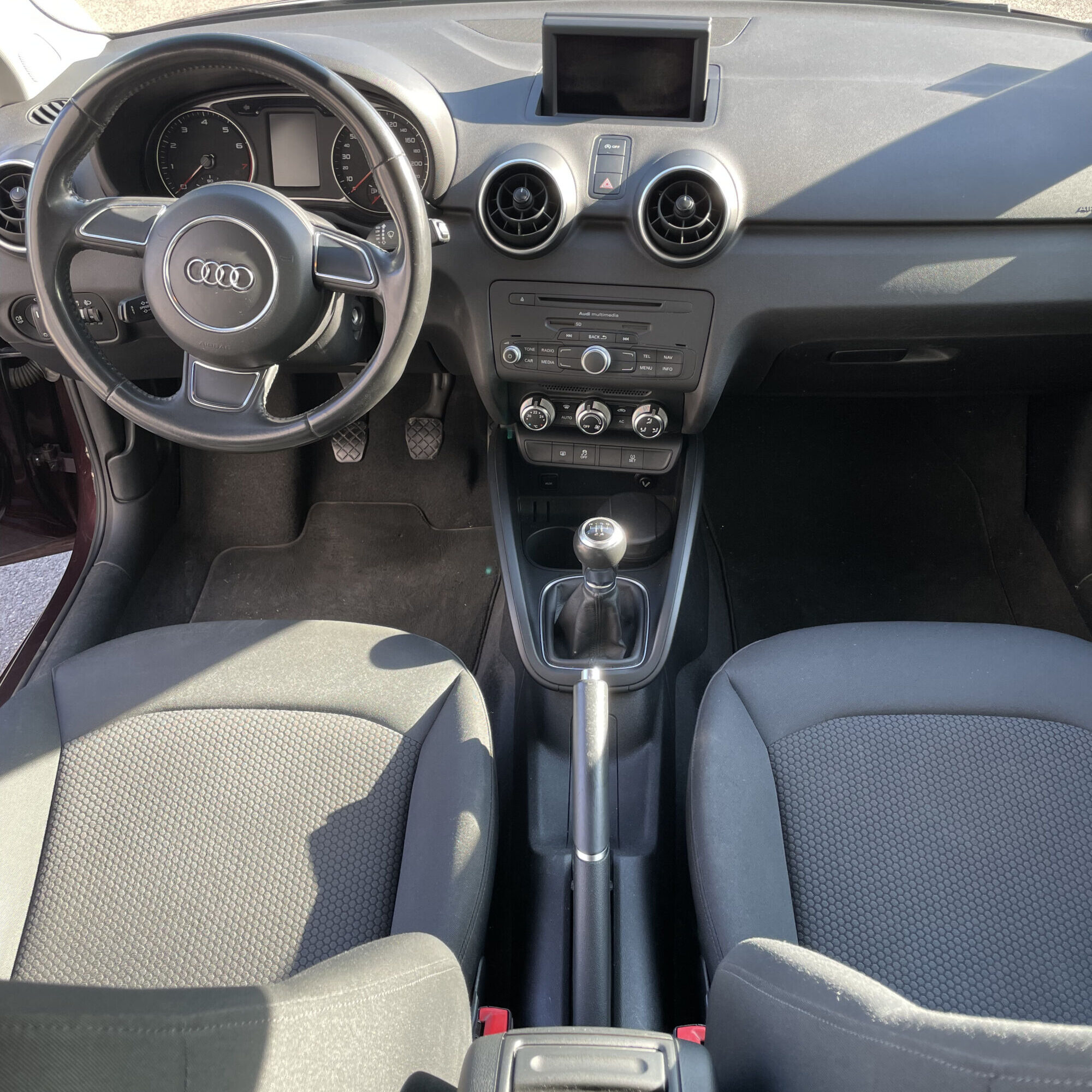 AUDI A1 1.2 TFSI 86 ATTRACTION Mulhouse 0