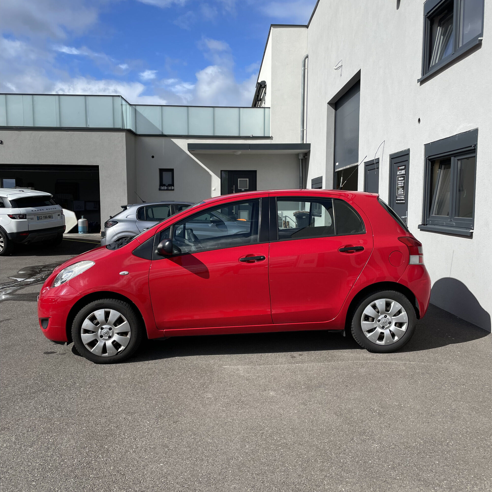 Toyota Yaris 1.0 &#8211; 69 VVT-i Confort Pack Erstein 0