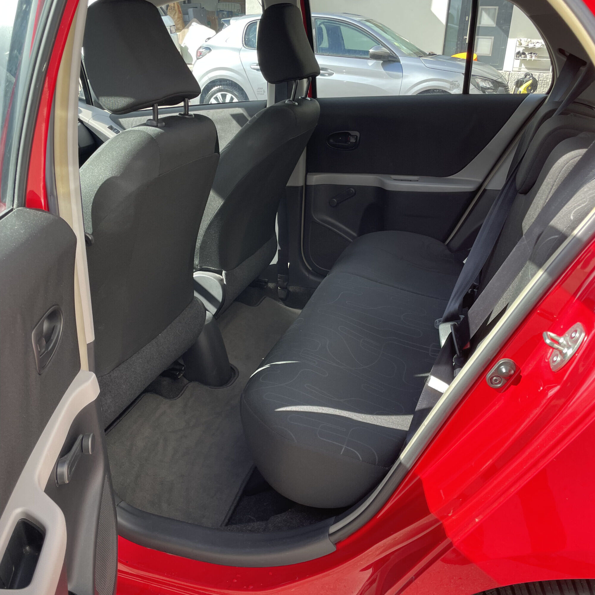 Toyota Yaris 1.0 &#8211; 69 VVT-i Confort Pack Erstein 0