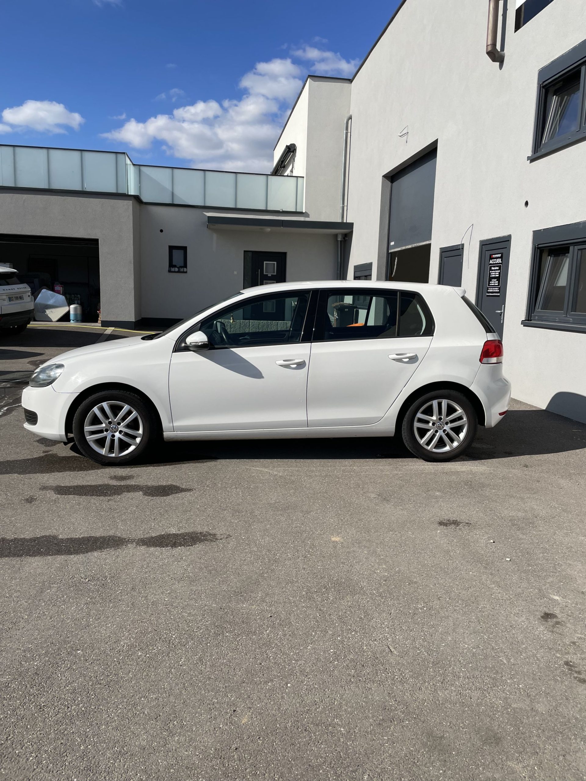 IMG_0759 2000X2000 | AKS Automobiles Volkswagen Golf 1.6 TDI 105 FAP CR BlueMotion Style Mulhouse 0