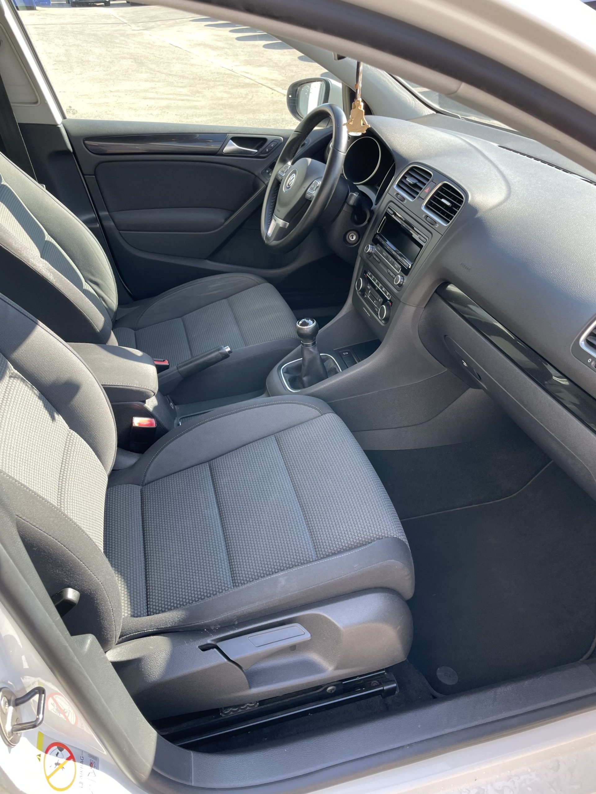 IMG_0761 2000X2000 | AKS Automobiles Volkswagen Golf 1.6 TDI 105 FAP CR BlueMotion Style Mulhouse 0