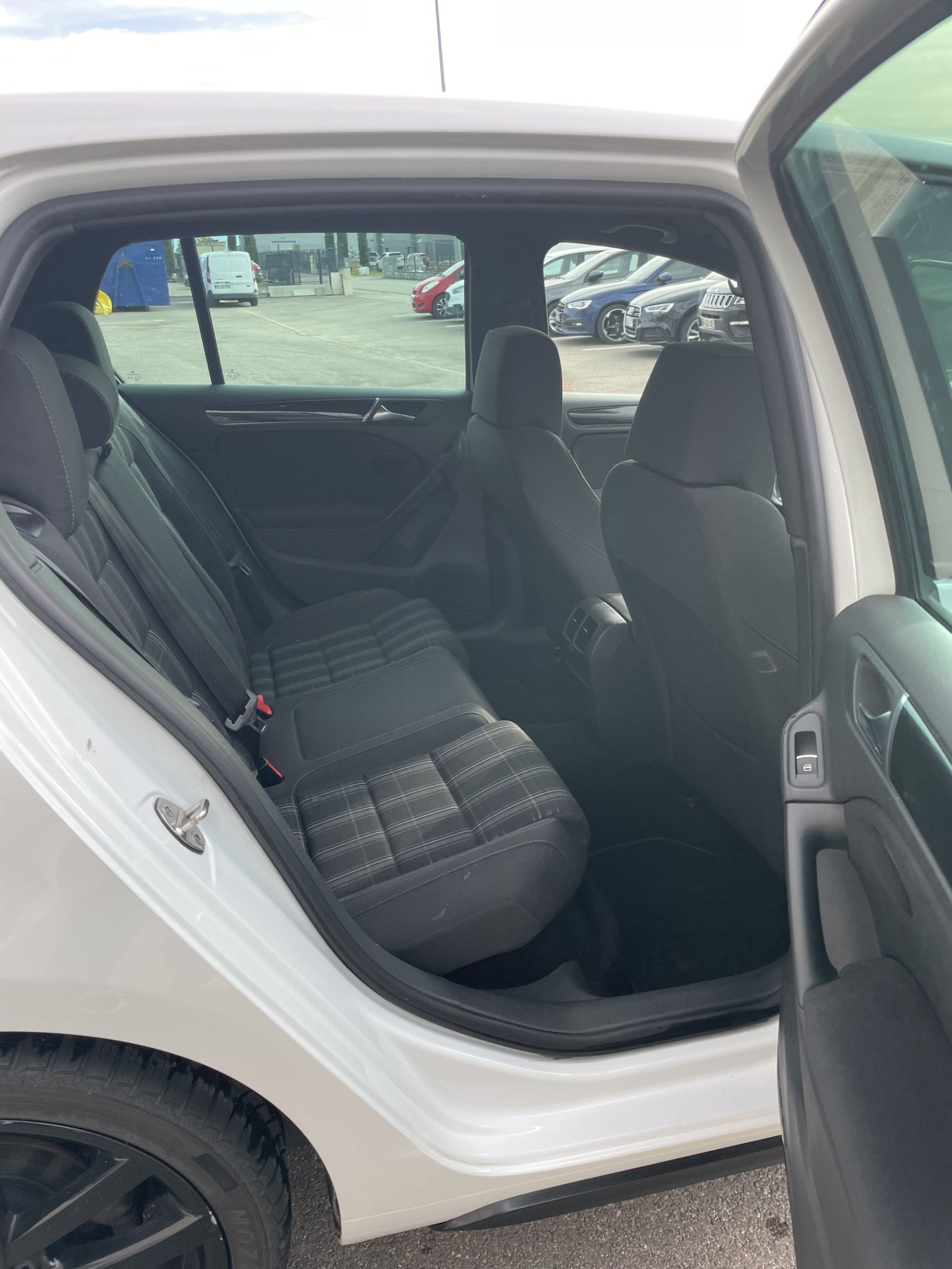 IMG_0812 2000X2000 | AKS Automobiles Volkswagen Golf VI 2.0 TDI 170 GTD Sélestat 0